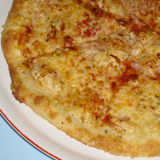Americká 20. Pizza se sýrem (tomaty,mozzarella,sýr) 30 cm